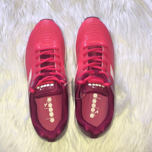 DIADORA Action +3 sneakers NWT - Picture 2 of 8